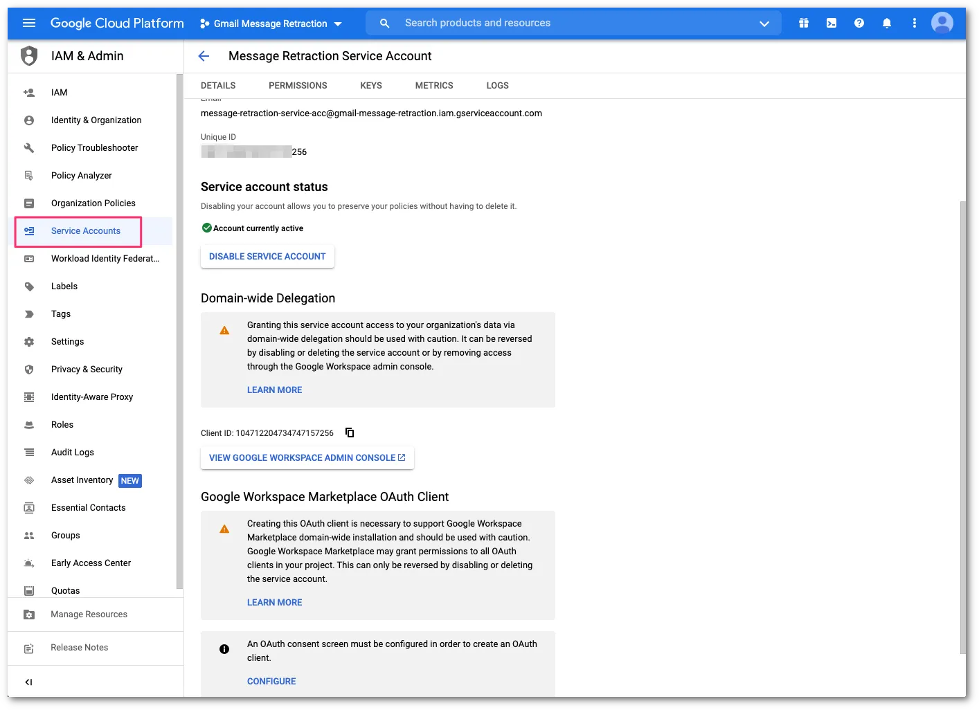 Service accountsを選択